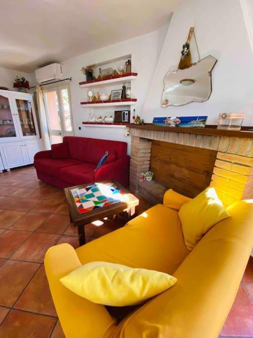Solemare Apartment Палау Екстериор снимка
