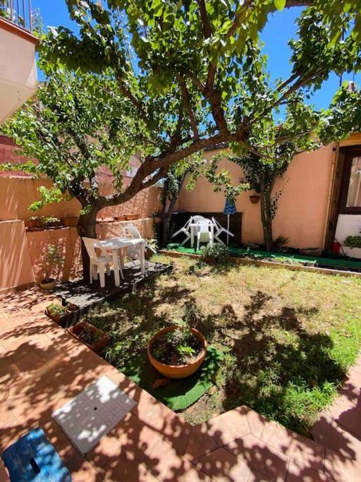Solemare Apartment Палау Екстериор снимка